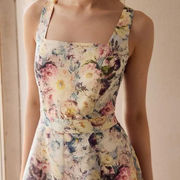 🩷MOTF floral dress size M - NWT - Picture 2 of 11